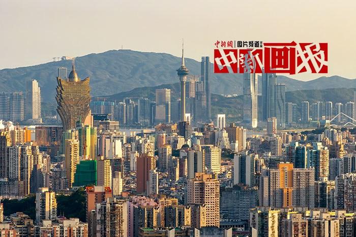 這璀璨的明珠，是我們的驕“澳”