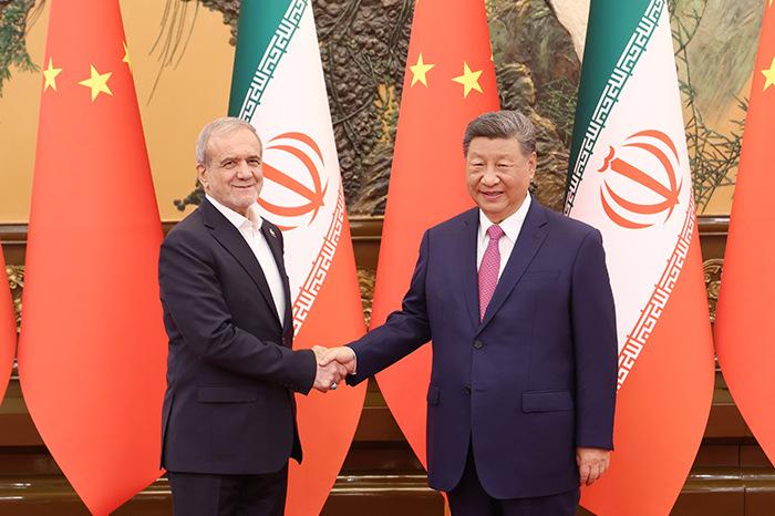 習(xí)近平會見伊朗總統(tǒng)佩澤希齊揚(yáng)