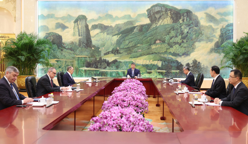 習(xí)近平會見俄羅斯外長拉夫羅夫
