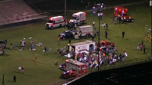 美媒稱化肥廠爆炸已有200人受傷尚不知事故原因