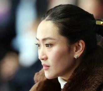 小女兒佩通坦遭停職，他信家族為何逃不開政治風(fēng)暴？