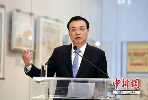 李克強(qiáng):中希兩國(guó)人民都熱愛(ài)和平,重視家庭