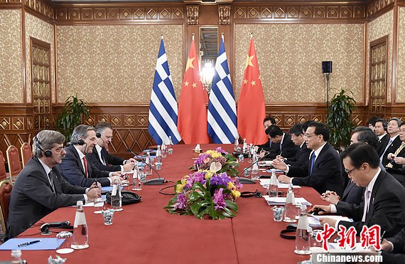 李克強(qiáng)會見希臘總理:中國支持中方企業(yè)參與希臘私有化項(xiàng)目