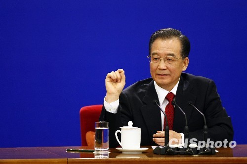 溫家寶:“我去臺(tái)灣的愿望依舊是那么強(qiáng)烈”