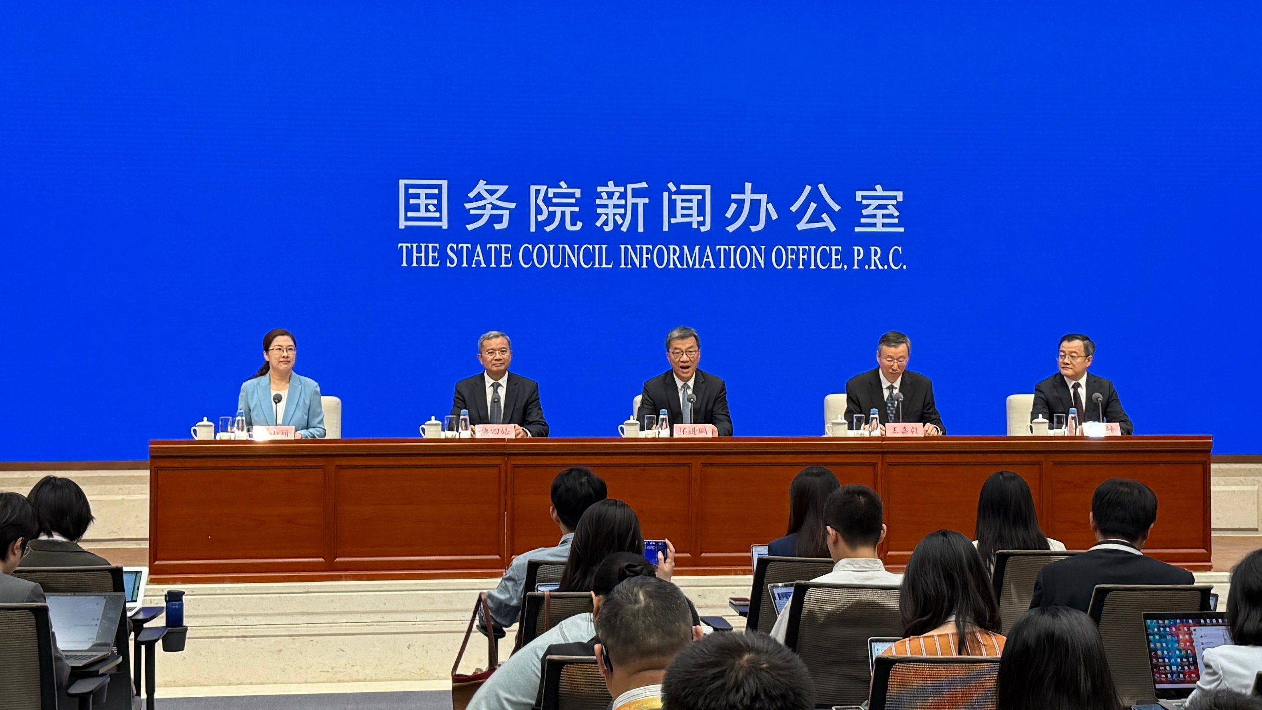 國新辦舉行“高質量完成‘十四五’規(guī)劃”系列主題新聞發(fā)布會（教育部）